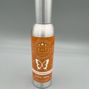 New Scentsy room spray in Pumpkin Cinnamon Swirl